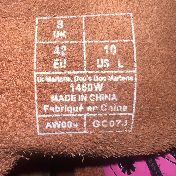 Pink Dr. Marten boots size 8 - Picture 6 of 6